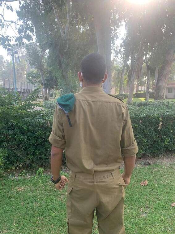 ע: "בטוח שאבא גאה בי" // צילום: דובר צה"ל